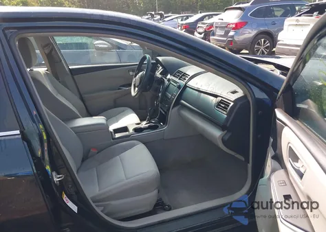 2016 Toyota Camry Le z USA, uszkodzony, nr VIN 4T1BF1FK4GU537412